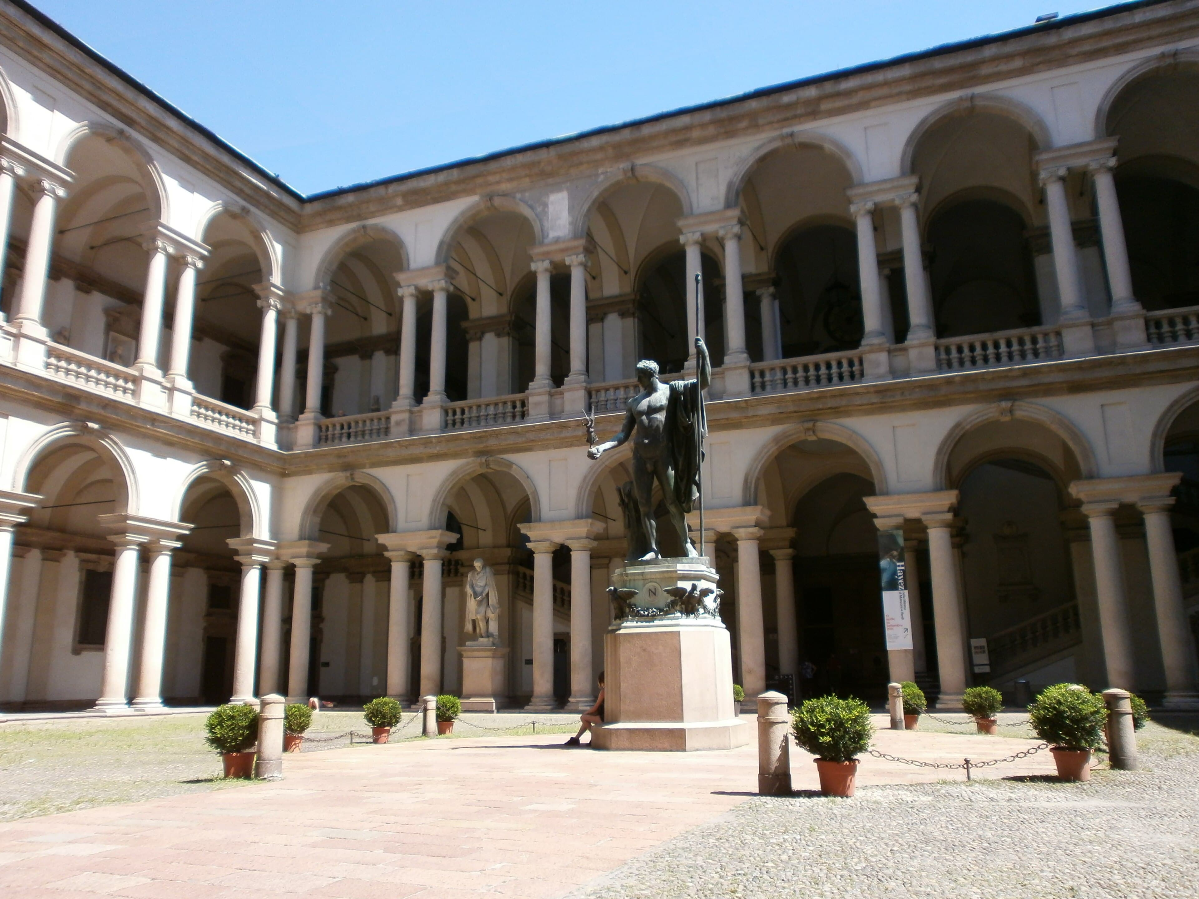Explore Brera without turning it into a museum marathon
